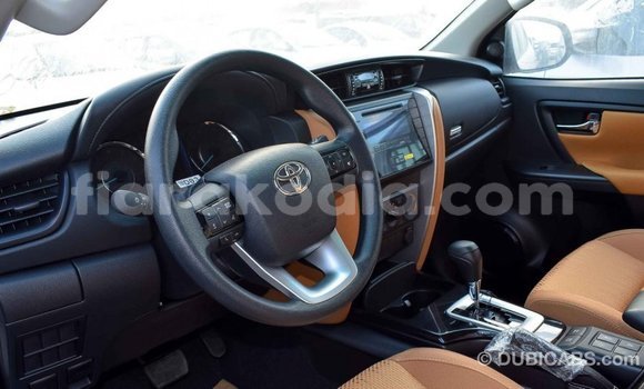 Hividy Toyota Fortuner fotsy Car in Import - Dubai in Diana Hividy Toyota Fortuner fotsy Car in Import - Dubai in Diana