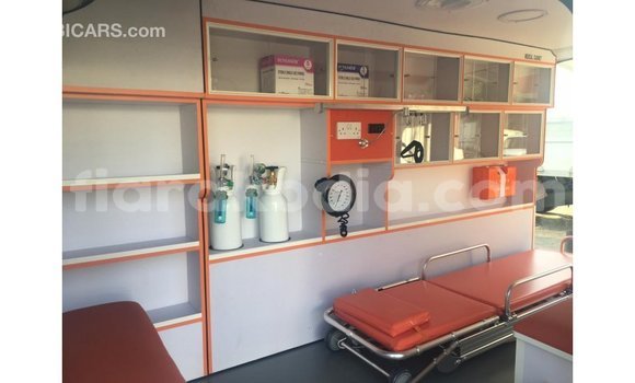 Buy Import Toyota Hiace White Car in Import - Dubai in Diana Buy Import Toyota Hiace White Car in Import - Dubai in Diana