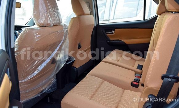Hividy Toyota Fortuner fotsy Car in Import - Dubai in Diana Hividy Toyota Fortuner fotsy Car in Import - Dubai in Diana