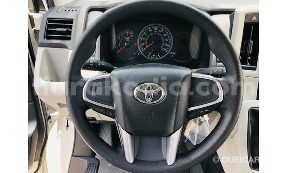 Hividy Toyota Hiace fotsy Car in Import - Dubai in Diana Hividy Toyota Hiace fotsy Car in Import - Dubai in Diana