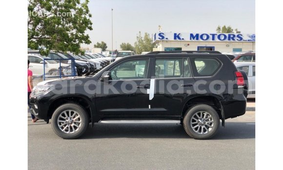 Acheter Import Voiture Toyota Prado Noir à Import - Dubai, Diana Acheter Import Voiture Toyota Prado Noir à Import - Dubai, Diana