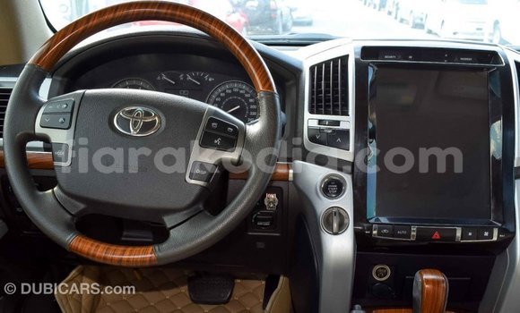 Hividy Toyota Land Cruiser Hafa Car in Import - Dubai in Diana Hividy Toyota Land Cruiser Hafa Car in Import - Dubai in Diana