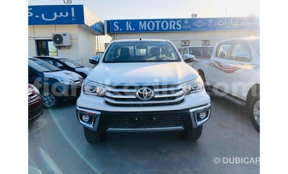 Hividy Toyota Hilux fotsy Car in Import - Dubai in Diana Hividy Toyota Hilux fotsy Car in Import - Dubai in Diana