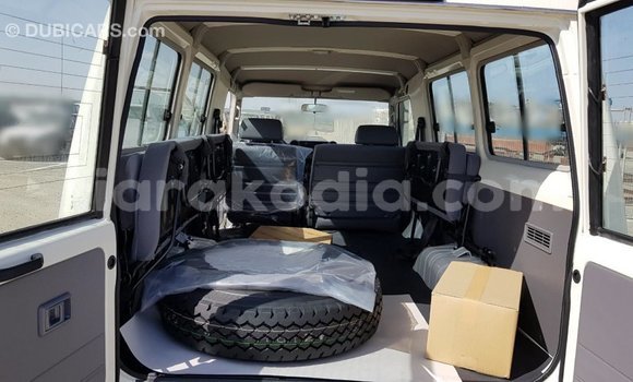 Buy Import Toyota Land Cruiser White Car in Import - Dubai in Diana Buy Import Toyota Land Cruiser White Car in Import - Dubai in Diana