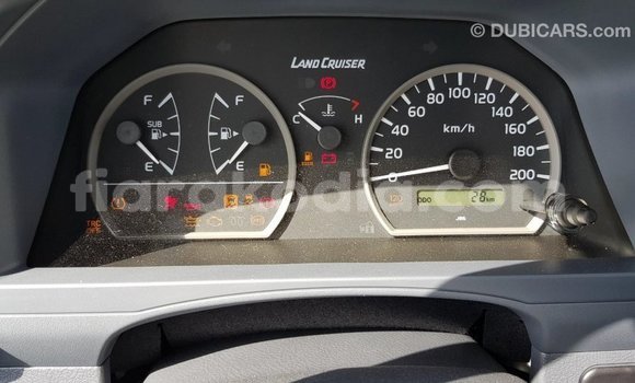 Buy Import Toyota Land Cruiser White Car in Import - Dubai in Diana Buy Import Toyota Land Cruiser White Car in Import - Dubai in Diana