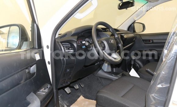 Buy Import Toyota Hilux White Car in Import - Dubai in Diana Buy Import Toyota Hilux White Car in Import - Dubai in Diana