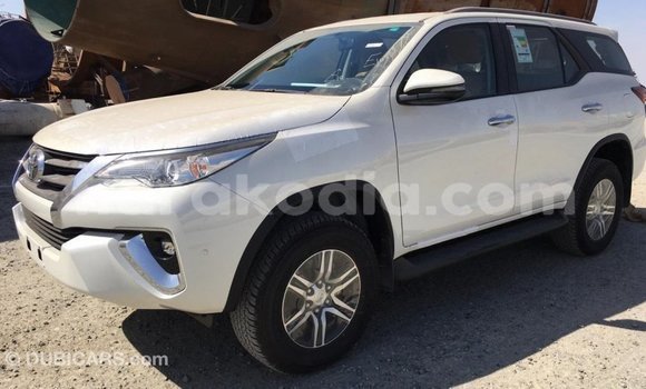 Buy Import Toyota Fortuner White Car in Import - Dubai in Diana Buy Import Toyota Fortuner White Car in Import - Dubai in Diana