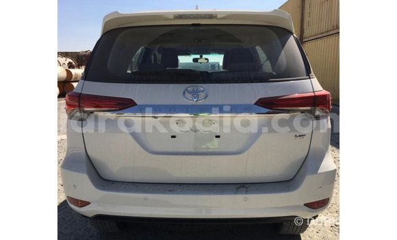 Buy Import Toyota Fortuner White Car in Import - Dubai in Diana Buy Import Toyota Fortuner White Car in Import - Dubai in Diana