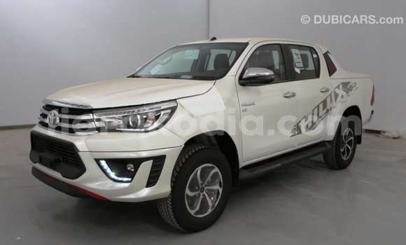 Buy Import Toyota Hilux White Car in Import - Dubai in Diana Buy Import Toyota Hilux White Car in Import - Dubai in Diana