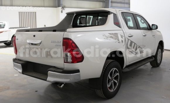 Buy Import Toyota Hilux White Car in Import - Dubai in Diana Buy Import Toyota Hilux White Car in Import - Dubai in Diana