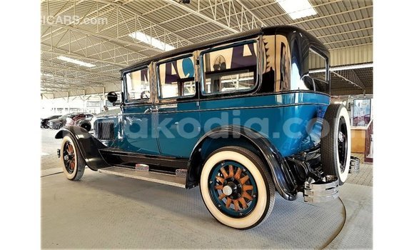 Hividy Buick Electra Blue Car in Import - Dubai in Diana Hividy Buick Electra Blue Car in Import - Dubai in Diana