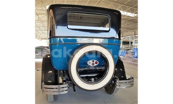 Hividy Buick Electra Blue Car in Import - Dubai in Diana Hividy Buick Electra Blue Car in Import - Dubai in Diana