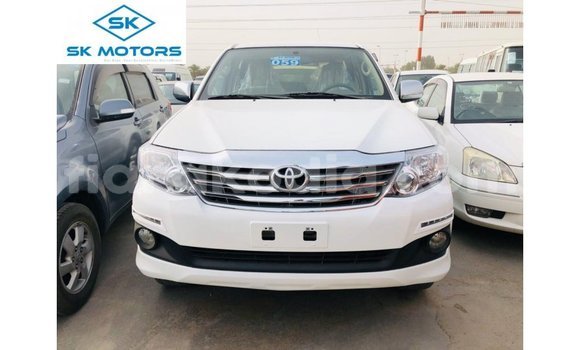 Hividy Toyota Fortuner fotsy Car in Import - Dubai in Diana Hividy Toyota Fortuner fotsy Car in Import - Dubai in Diana