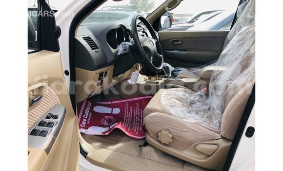 Hividy Toyota Fortuner fotsy Car in Import - Dubai in Diana Hividy Toyota Fortuner fotsy Car in Import - Dubai in Diana