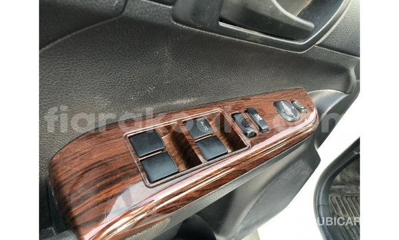 Hividy Toyota Camry fotsy Car in Import - Dubai in Diana Hividy Toyota Camry fotsy Car in Import - Dubai in Diana