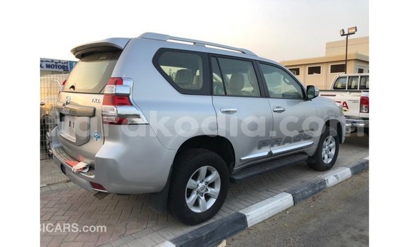 Acheter Import Voiture Toyota Prado Autre à Import - Dubai, Diana Acheter Import Voiture Toyota Prado Autre à Import - Dubai, Diana