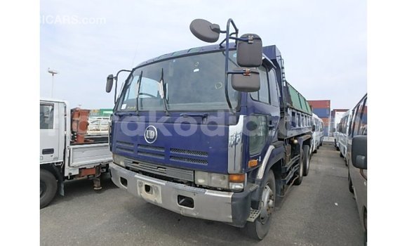 Acheter Import Voiture Nissan 350Z Bleu à Import - Dubai, Diana Acheter Import Voiture Nissan 350Z Bleu à Import - Dubai, Diana