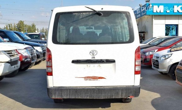 Hividy Toyota Hiace fotsy Car in Import - Dubai in Diana Hividy Toyota Hiace fotsy Car in Import - Dubai in Diana
