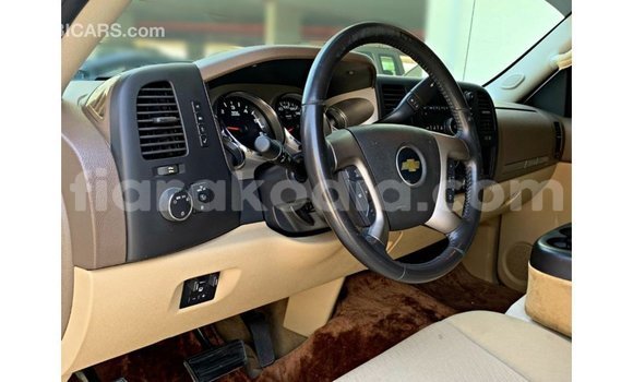 Hividy Chevrolet Silverado fotsy Car in Import - Dubai in Diana Hividy Chevrolet Silverado fotsy Car in Import - Dubai in Diana