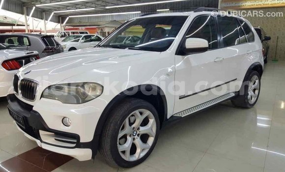 Acheter Import Voiture BMW X5 Blanc à Import - Dubai, Diana Acheter Import Voiture BMW X5 Blanc à Import - Dubai, Diana