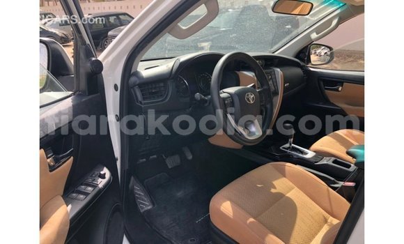 Hividy Toyota Fortuner fotsy Car in Import - Dubai in Diana Hividy Toyota Fortuner fotsy Car in Import - Dubai in Diana