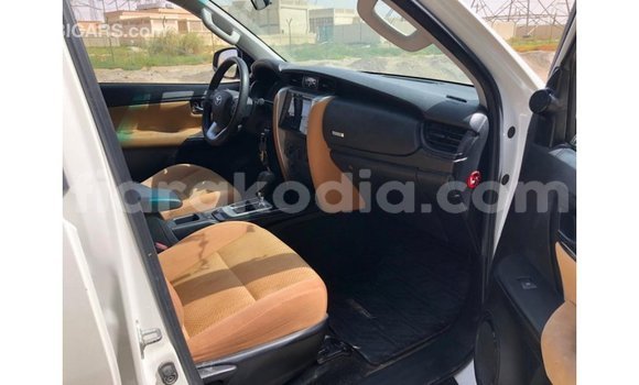 Hividy Toyota Fortuner fotsy Car in Import - Dubai in Diana Hividy Toyota Fortuner fotsy Car in Import - Dubai in Diana