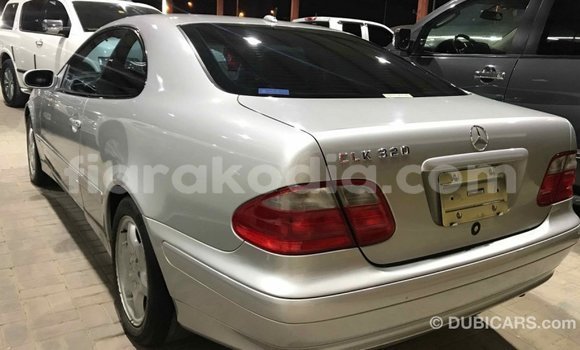 Acheter Import Voiture Mercedes‒Benz 190 (W201) Autre à Import - Dubai, Diana Acheter Import Voiture Mercedes‒Benz 190 (W201) Autre à Import - Dubai, Diana