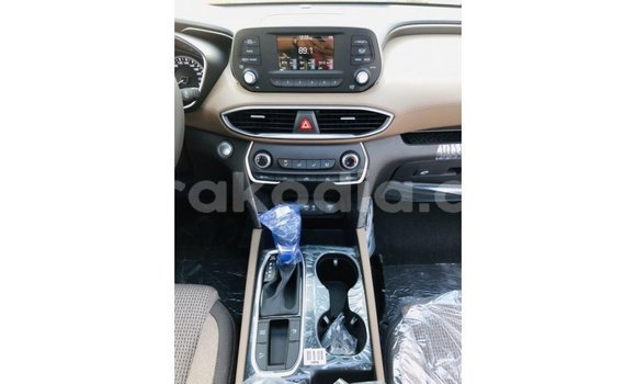 Buy Import Hyundai Santa Fe White Car in Import - Dubai in Diana Buy Import Hyundai Santa Fe White Car in Import - Dubai in Diana