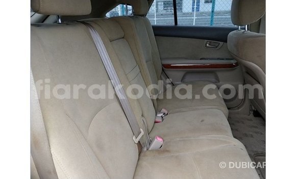 Acheter Import Voiture Toyota Harrier Blanc à Import - Dubai, Diana Acheter Import Voiture Toyota Harrier Blanc à Import - Dubai, Diana