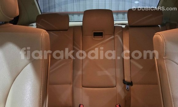 Acheter Import Moto BMW C Blanc à Import - Dubai, Diana Acheter Import Moto BMW C Blanc à Import - Dubai, Diana