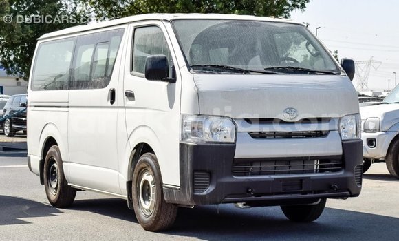 Hividy Toyota Hiace fotsy Car in Import - Dubai in Diana Hividy Toyota Hiace fotsy Car in Import - Dubai in Diana