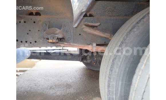 Acheter Import Voiture Isuzu Rodeo Blanc à Import - Dubai, Diana Acheter Import Voiture Isuzu Rodeo Blanc à Import - Dubai, Diana