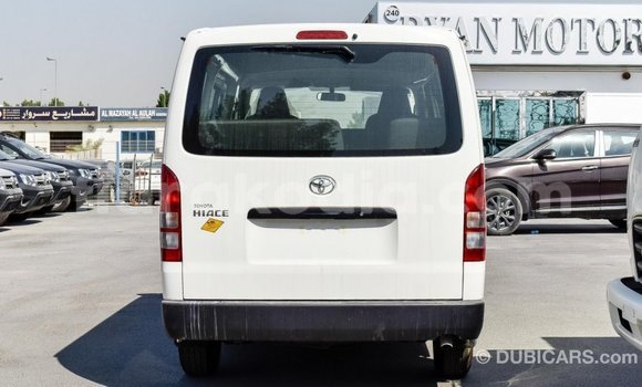 Hividy Toyota Hiace fotsy Car in Import - Dubai in Diana Hividy Toyota Hiace fotsy Car in Import - Dubai in Diana