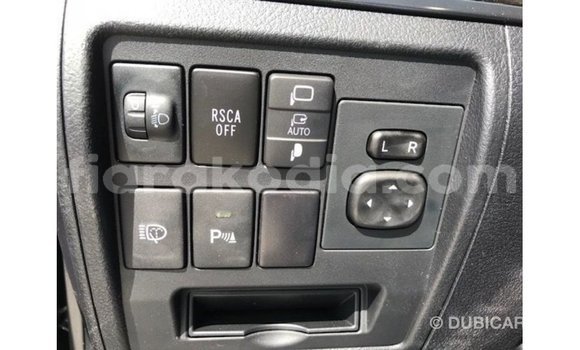 Acheter Import Voiture Toyota Land Cruiser Noir à Import - Dubai, Diana Acheter Import Voiture Toyota Land Cruiser Noir à Import - Dubai, Diana