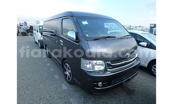 Acheter Import Voiture Toyota Hiace Autre à Import - Dubai, Diana Acheter Import Voiture Toyota Hiace Autre à Import - Dubai, Diana