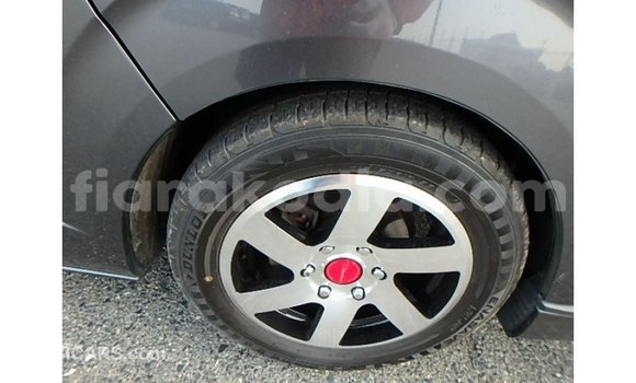 Acheter Import Voiture Toyota Hiace Autre à Import - Dubai, Diana Acheter Import Voiture Toyota Hiace Autre à Import - Dubai, Diana