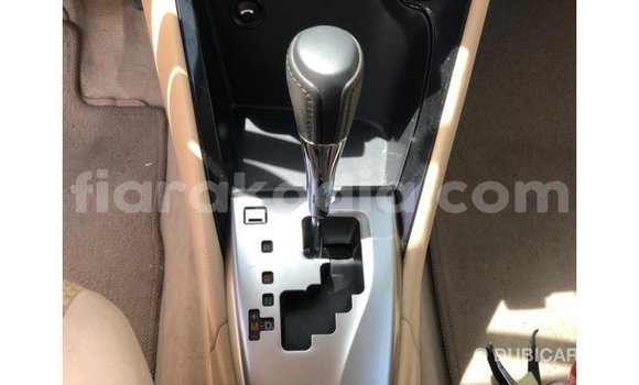 Acheter Import Voiture Toyota Yaris Blanc à Import - Dubai, Diana Acheter Import Voiture Toyota Yaris Blanc à Import - Dubai, Diana