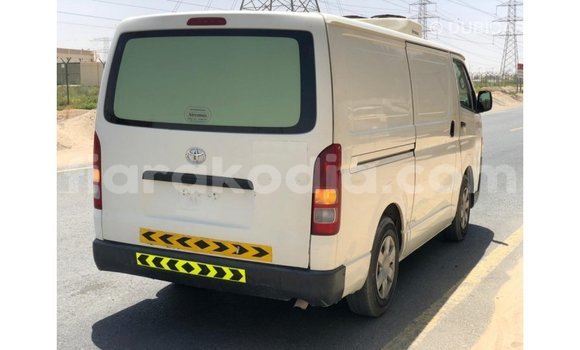 Hividy Toyota Hiace fotsy Car in Import - Dubai in Diana Hividy Toyota Hiace fotsy Car in Import - Dubai in Diana