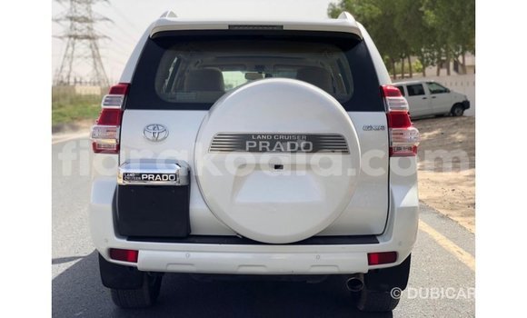 Acheter Import Voiture Toyota Prado Blanc à Import - Dubai, Diana Acheter Import Voiture Toyota Prado Blanc à Import - Dubai, Diana