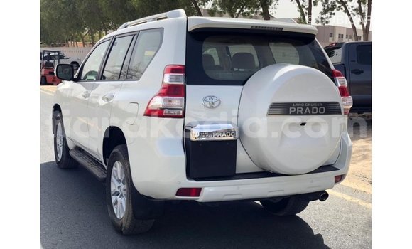 Acheter Import Voiture Toyota Prado Blanc à Import - Dubai, Diana Acheter Import Voiture Toyota Prado Blanc à Import - Dubai, Diana