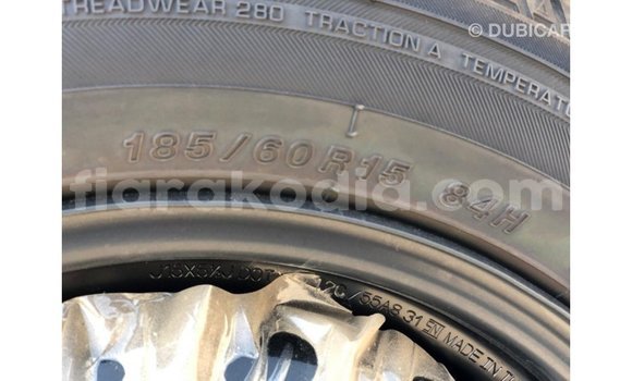 Acheter Import Voiture Toyota Yaris Autre à Import - Dubai, Diana Acheter Import Voiture Toyota Yaris Autre à Import - Dubai, Diana