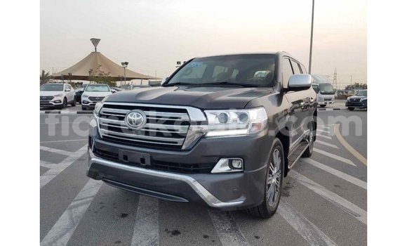 Hividy Toyota Land Cruiser Hafa Car in Import - Dubai in Diana Hividy Toyota Land Cruiser Hafa Car in Import - Dubai in Diana