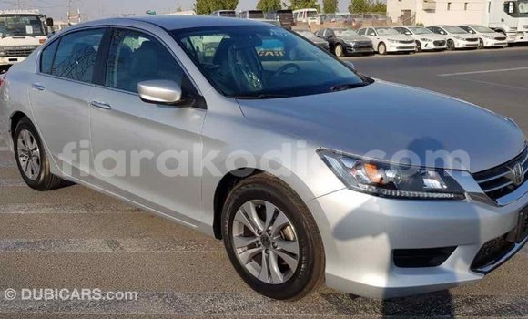 Acheter Import Voiture Honda Accord Autre à Import - Dubai, Diana Acheter Import Voiture Honda Accord Autre à Import - Dubai, Diana