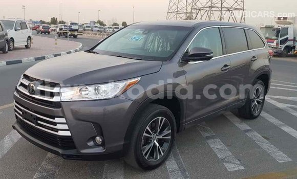 Acheter Import Voiture Toyota Highlander Autre à Import - Dubai, Diana Acheter Import Voiture Toyota Highlander Autre à Import - Dubai, Diana