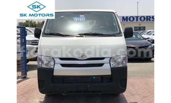 Acheter Import Utilitaire Toyota DA Blanc à Import - Dubai, Diana