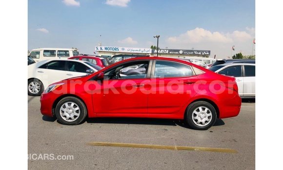 Acheter Import Voiture Hyundai Accent Rouge à Import - Dubai, Diana Acheter Import Voiture Hyundai Accent Rouge à Import - Dubai, Diana