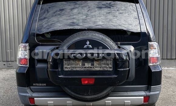 Acheter Occasion Voiture Mitsubishi Pajero Noir à Antsirabe, Vakinankaratra Acheter Occasion Voiture Mitsubishi Pajero Noir à Antsirabe, Vakinankaratra