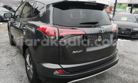 Hividy Toyota RAV4 Hafa Car in Ambalavao in High Matsiatra Hividy Toyota RAV4 Hafa Car in Ambalavao in High Matsiatra