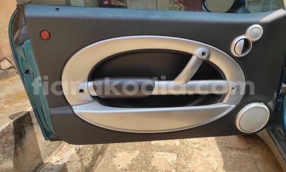 Acheter Occasion Voiture Mini Cooper Bleu à Ambalavao, Haute Matsiatra Acheter Occasion Voiture Mini Cooper Bleu à Ambalavao, Haute Matsiatra