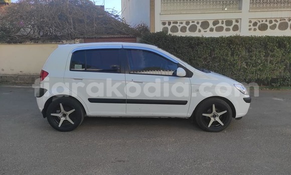 Buy Used Hyundai Click White Car in Ambalavao in High Matsiatra Buy Used Hyundai Click White Car in Ambalavao in High Matsiatra